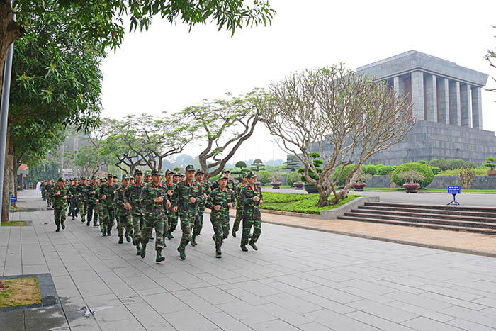 hoat dong doan thanh nien 11