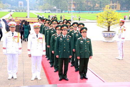 trung tuong phan van giang 2017 2