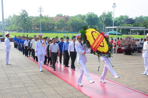 thanh nien trung du 3