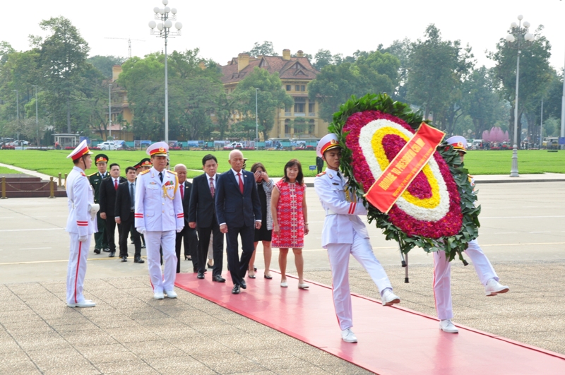 Bo truong quoc phong philippin 1