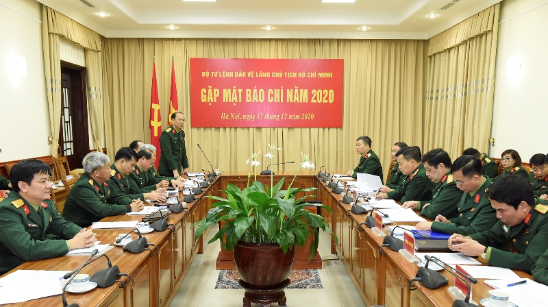 gap mat bao chi 2020 1