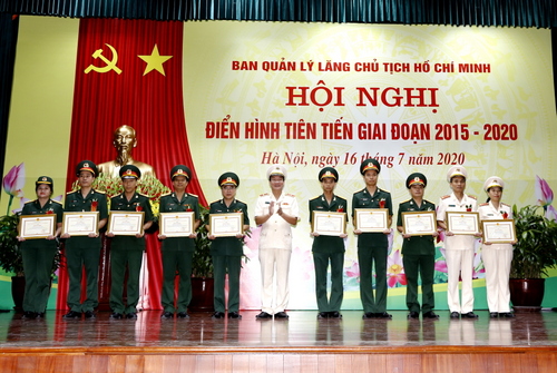 hoi nghi dien hinh 2020 6