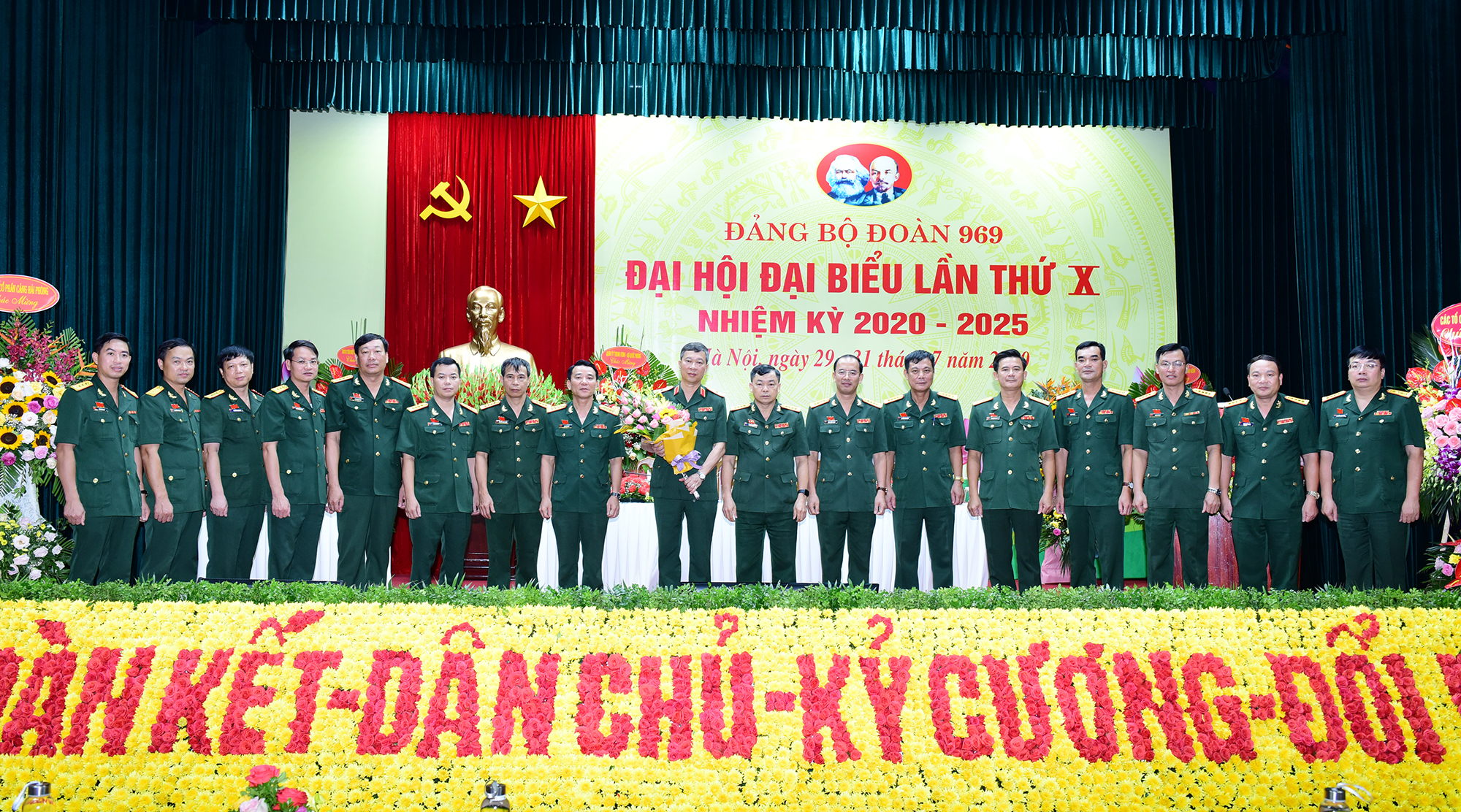 dai hoi dang bo thanh cong 4