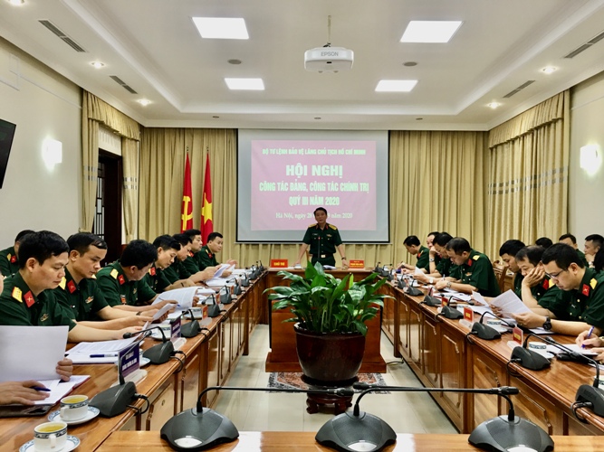 hoi nghi cong tac dang quy 3