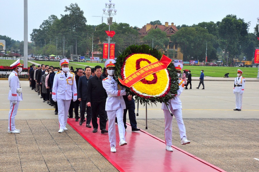 ban to chuc trung uong 1