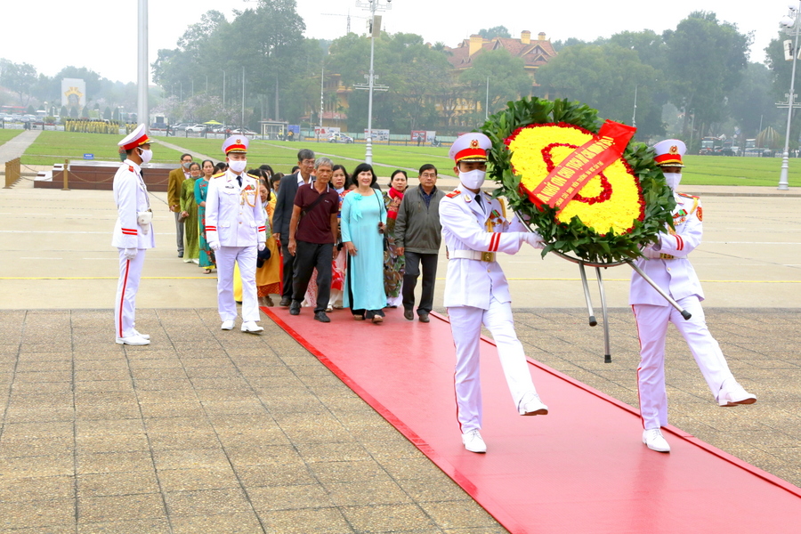 mua xuan ben lang bac 10