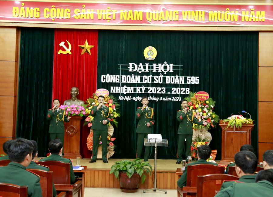 595 dai hoi van nghe 1