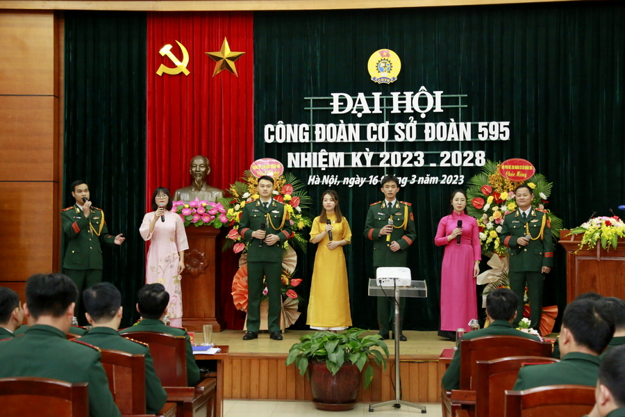 595 dai hoi van nghe 2