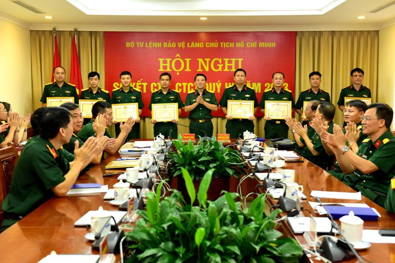 hoi nghi cong tac dang 3