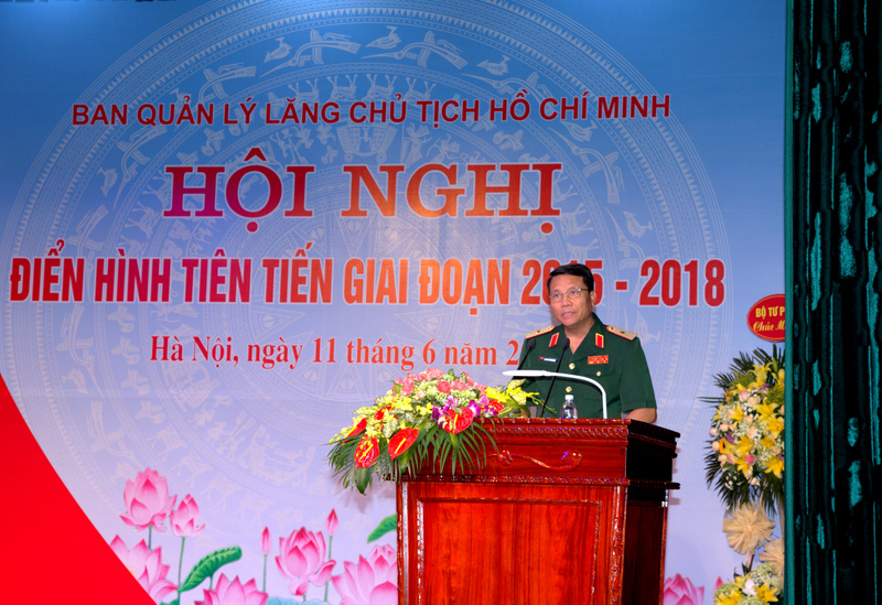 hoi nghi dien hinh 1