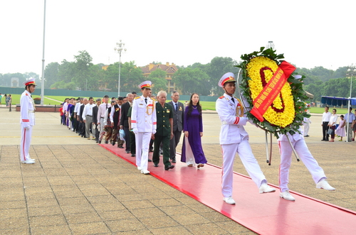 nguoi-co-cong-hue-1