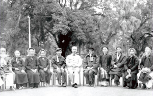 bac-ho-nguoi-cao-tuoi-1