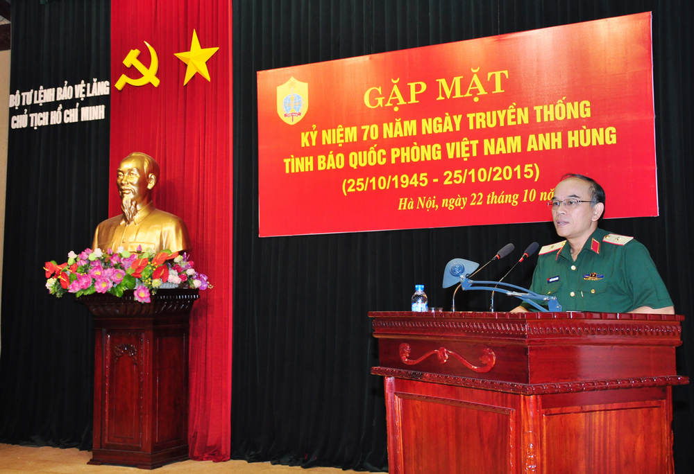 gap-mat-tinh-bao-3