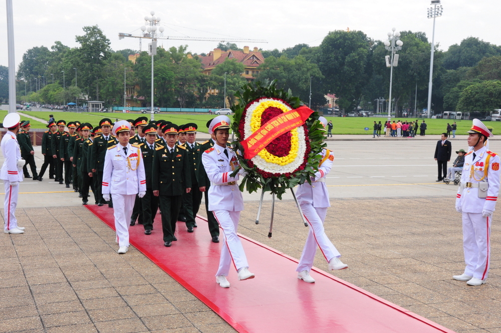 truong-sy-quan-chinh-tri-bao-cong-2015-3