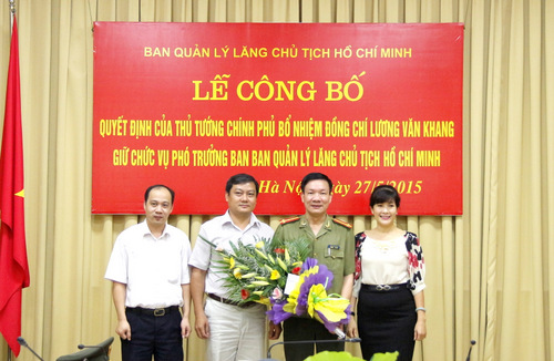 trao-quyet-dinh-pho-truong-ban-bqll-lang-9