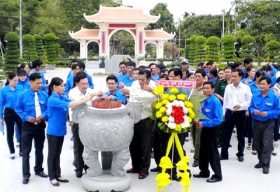 long dan ca mau nho bac anh 1