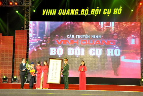 vinh-quang-bo-doi-cu-ho-16